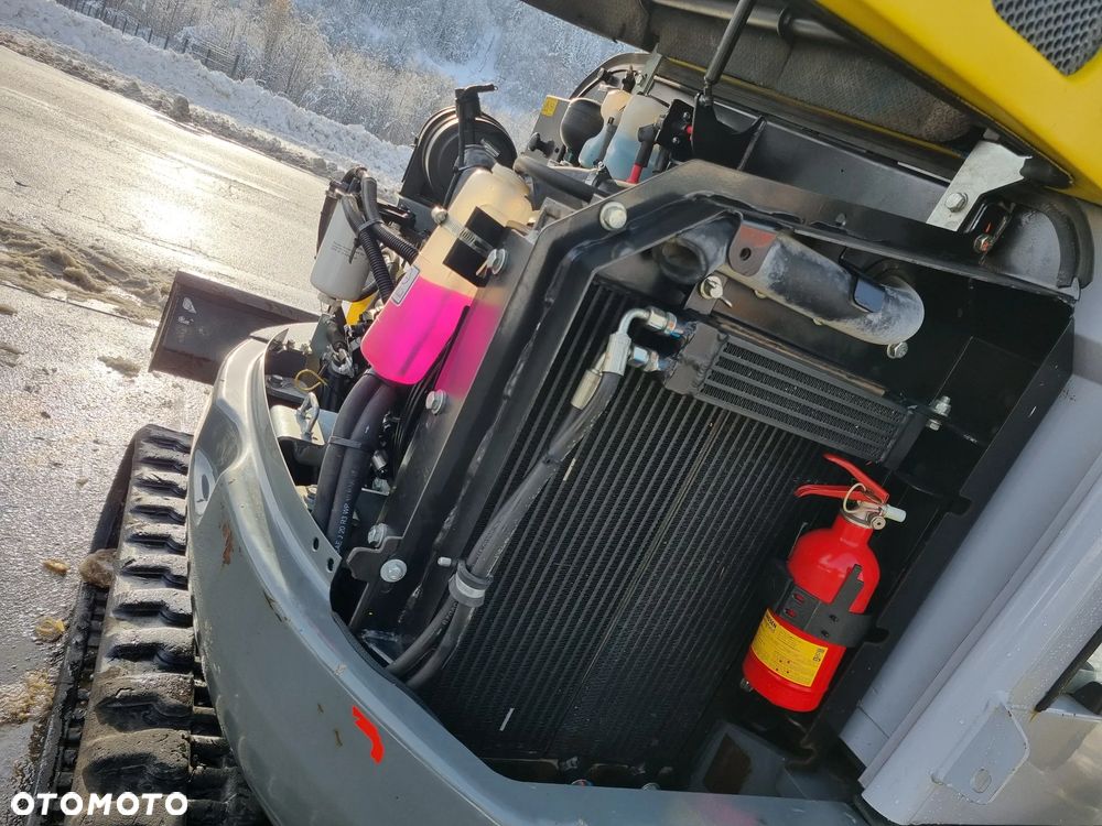 Wacker Neuson EZ38 koparka 4tony 2018r 1289h Import Norwegia-Maszyna JAK NOWA aktualna DEKRA 2026r. silnik Yanmar. dodatkowa linia Hydr. Zamki na tłokach. Szybko-złącze Hydra. 2 łyżki. Zero luzów wycieków. Okazja! - 35