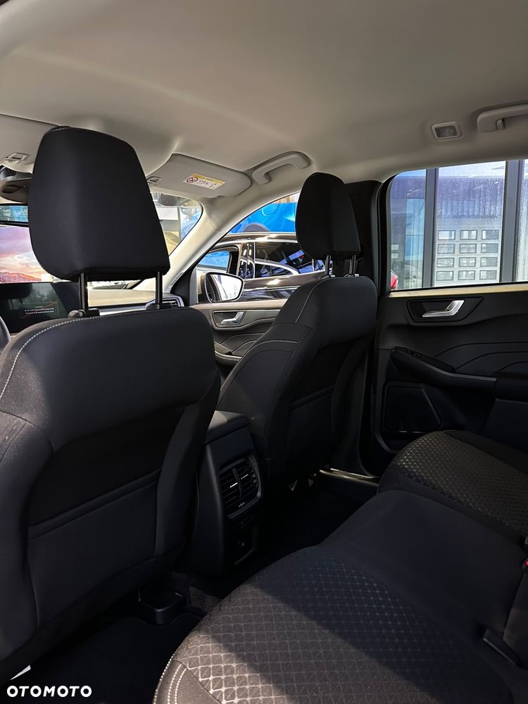 Ford Kuga 2.5 FHEV FWD Titanium - 7