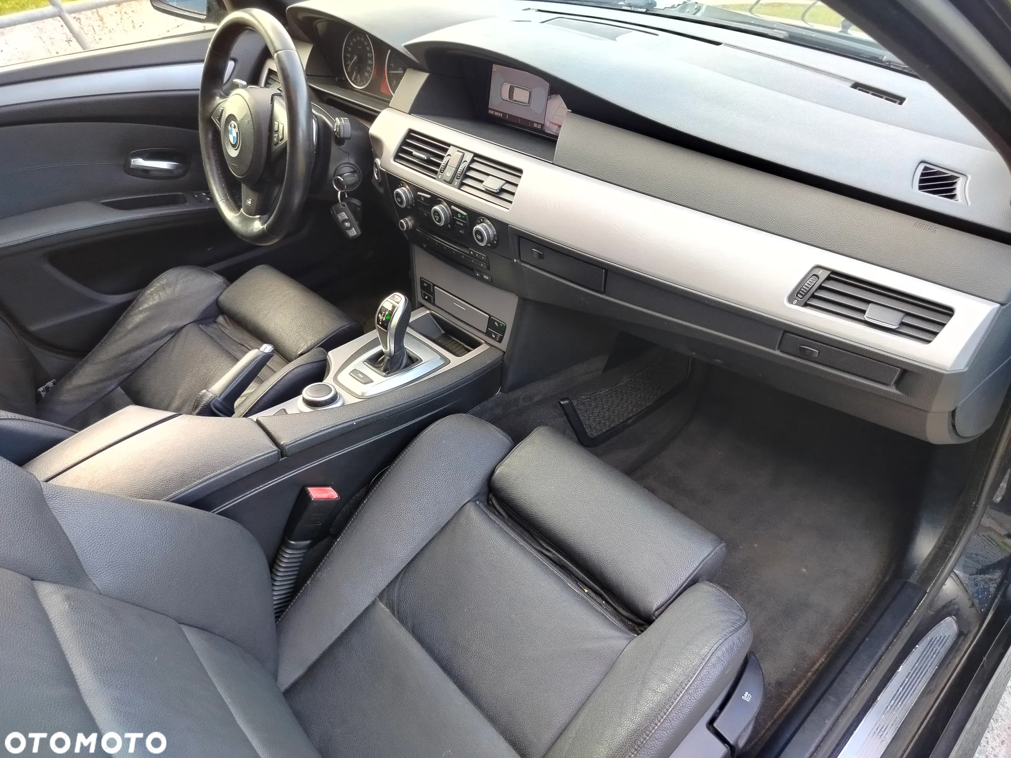BMW Seria 5 530d Touring - 18