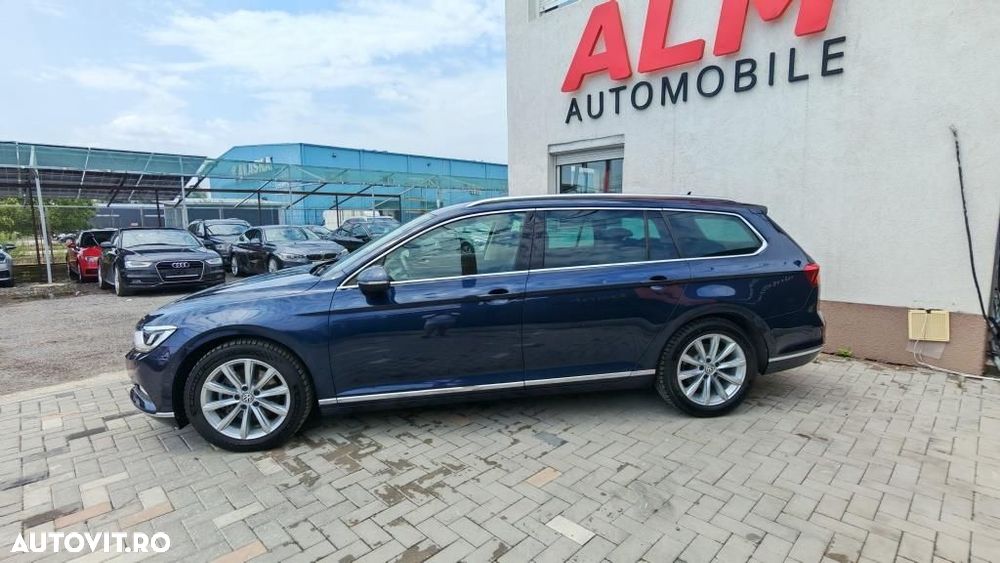 Volkswagen Passat - 8