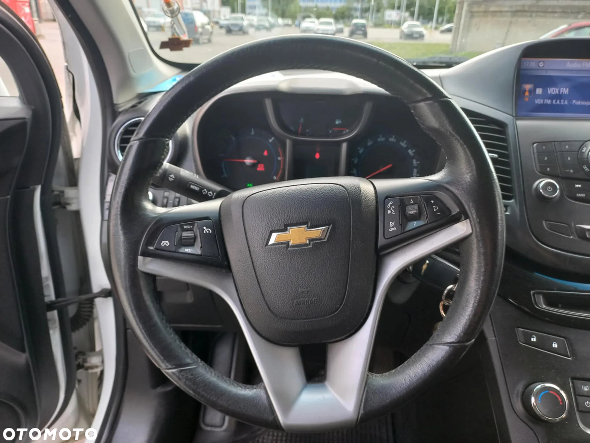 Chevrolet Orlando - 15