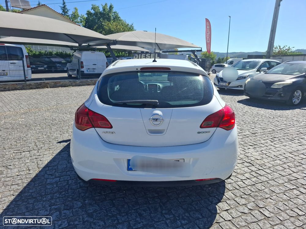 Opel Astra 1.3 CDTi Enjoy - 11