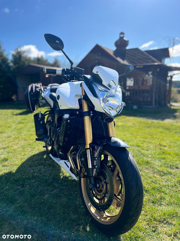 Yamaha FZ8 - 24