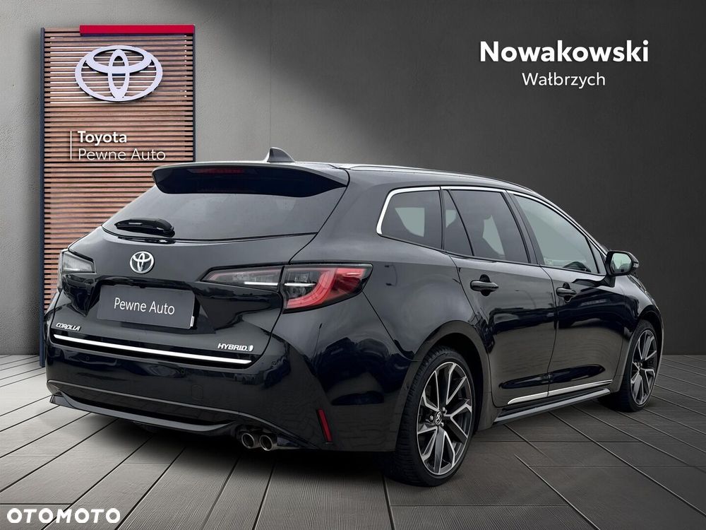 Toyota Corolla - 4