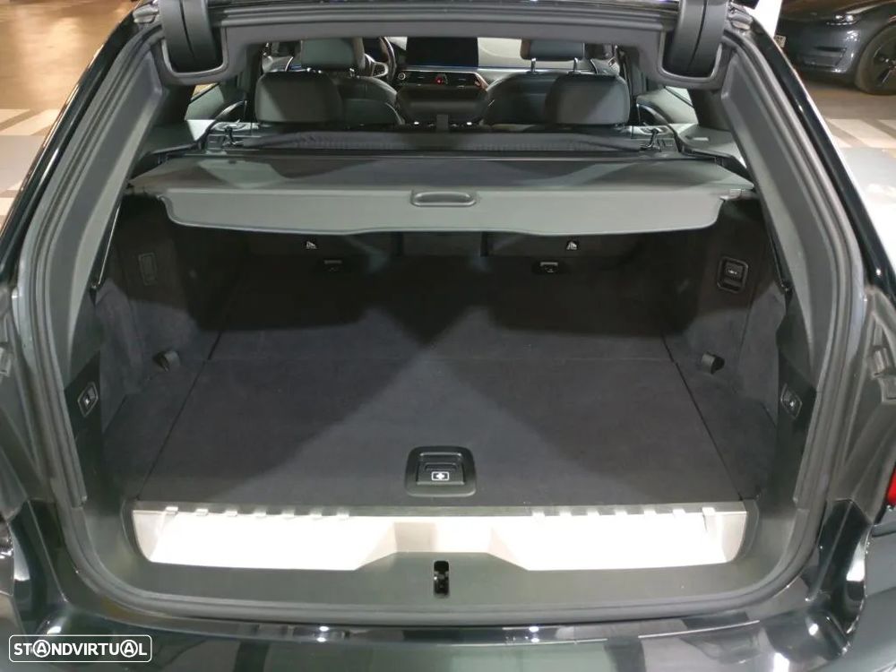 BMW 520 e Pack M - 11