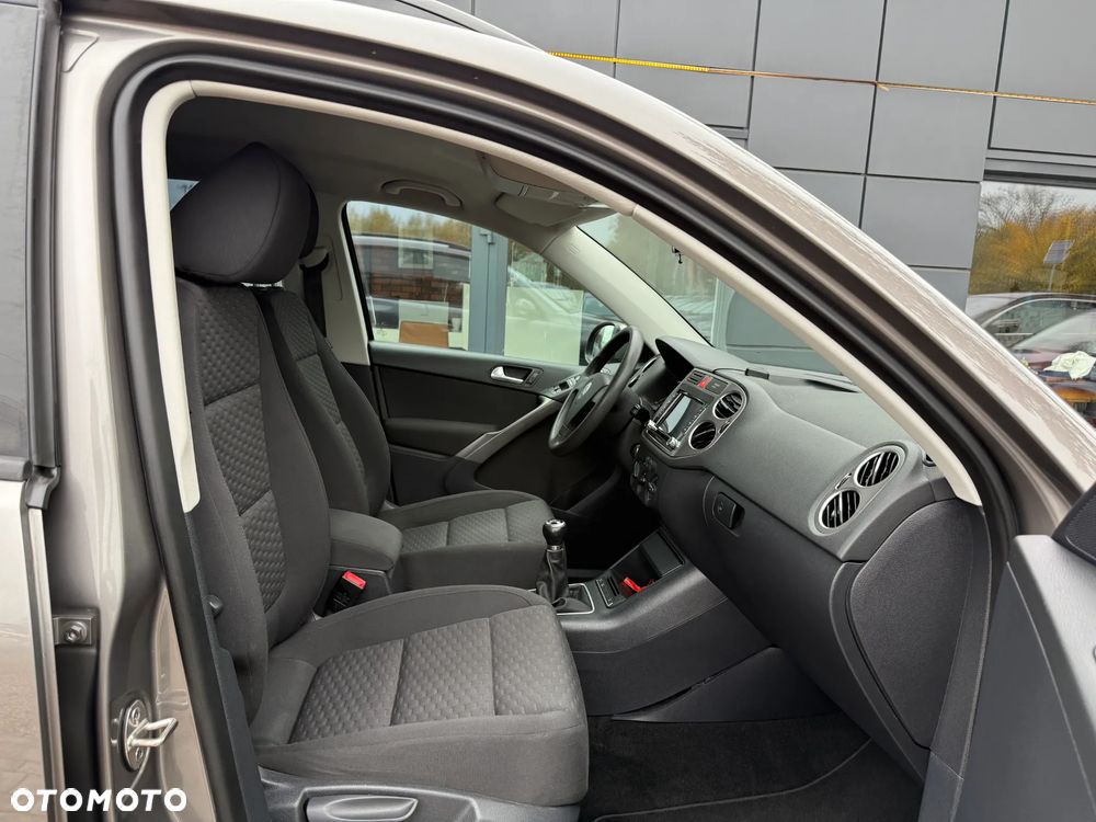 Volkswagen Tiguan 1.4 TSI BlueMotion Technology Exclusive - 27