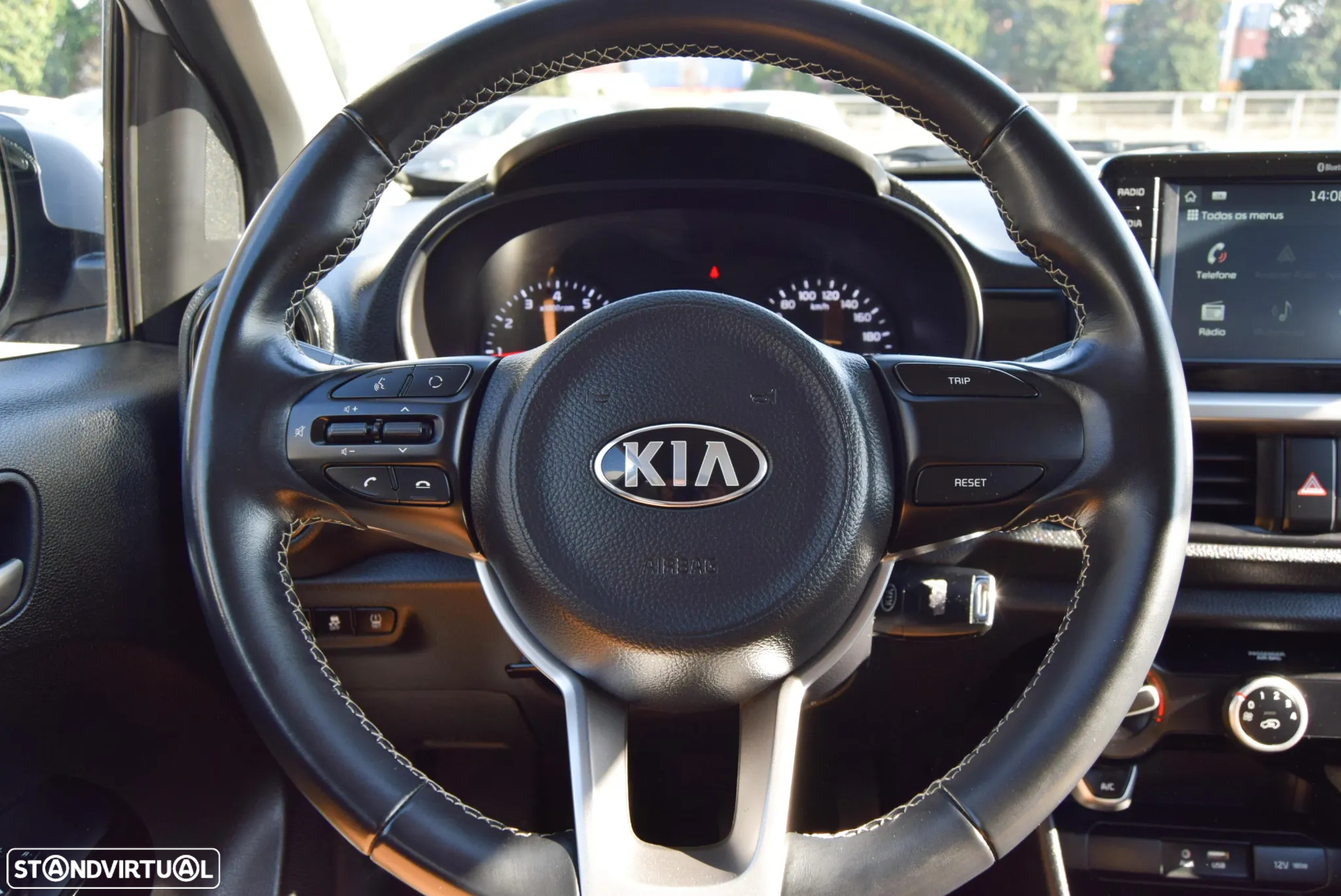 Kia Picanto 1.0 CVVT Urban - 11