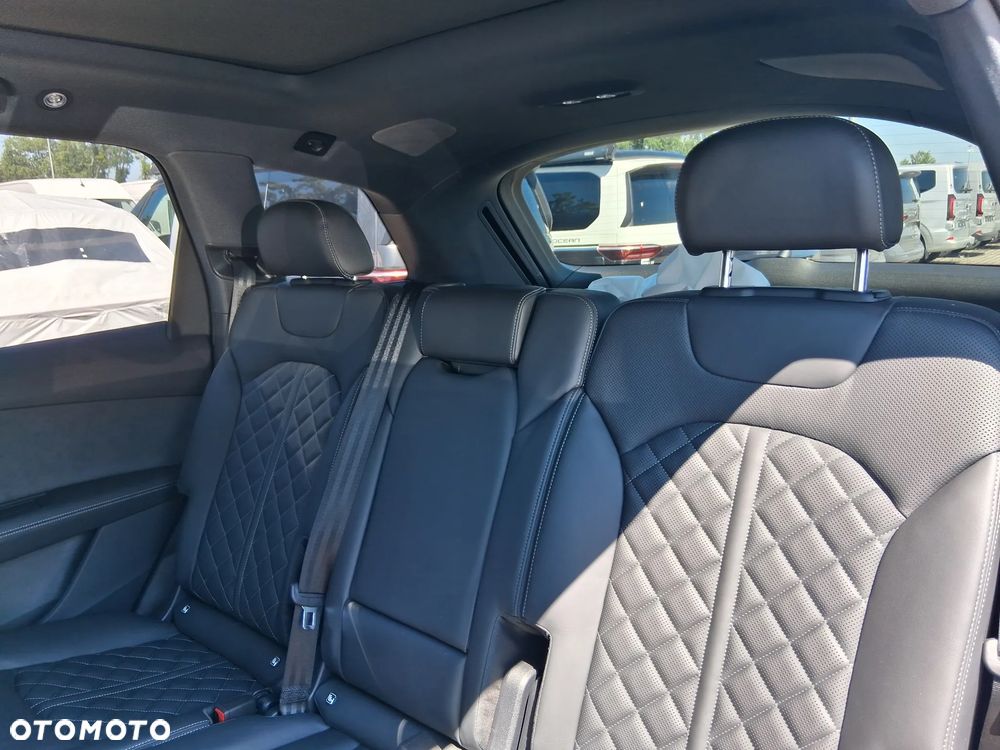 Audi Q7 - 9