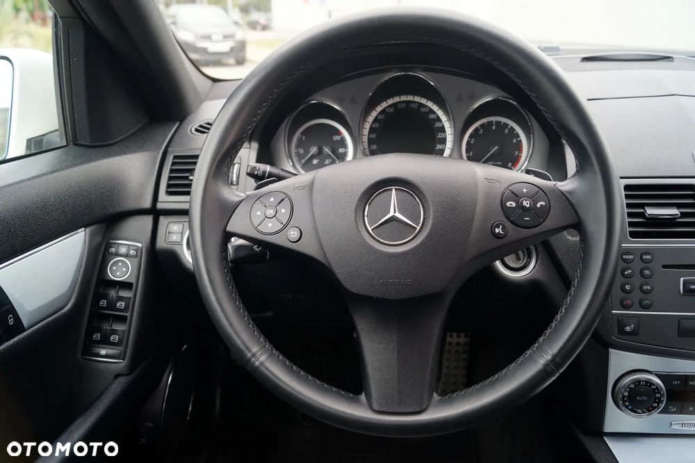 Mercedes-Benz Klasa C - 30
