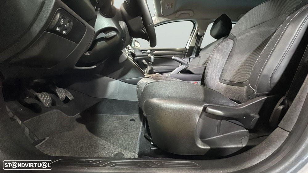 Renault Mégane Sport Tourer 1.5 Blue dCi Equilibre - 11