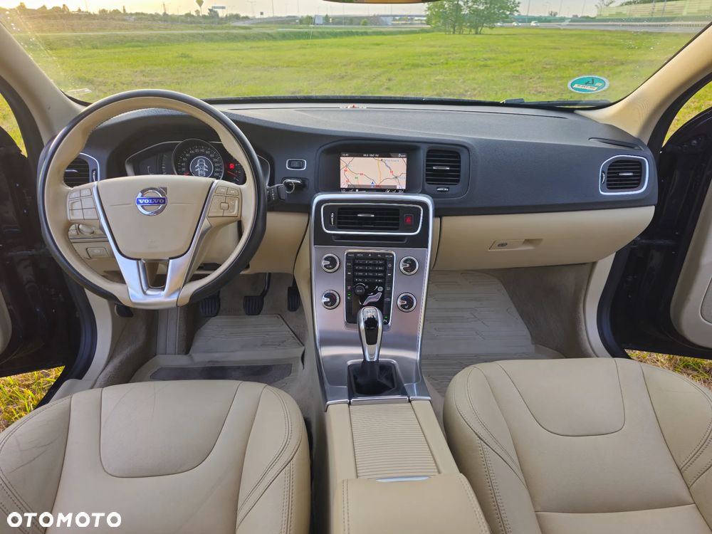 Volvo S60 D3 Drive-E Summum - 14