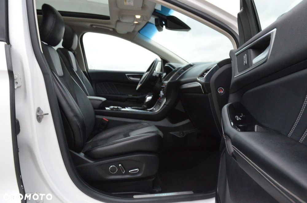 Ford Edge 2.0 TDCi Bi-Turbo 4x4 ST-LINE - 30
