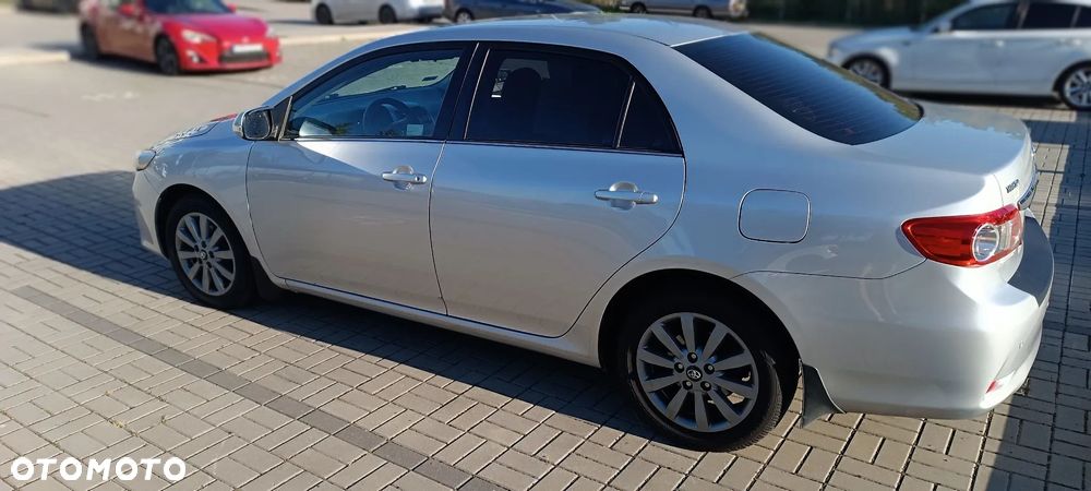 Toyota Corolla 1.6 Premium - 5