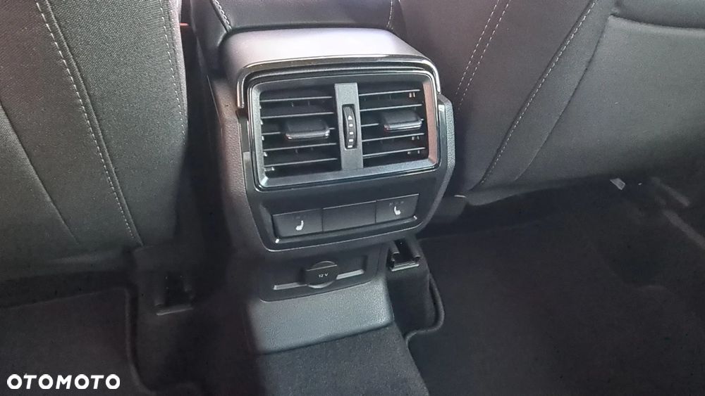 Skoda Karoq 1.5 TSI ACT Sportline DSG - 14