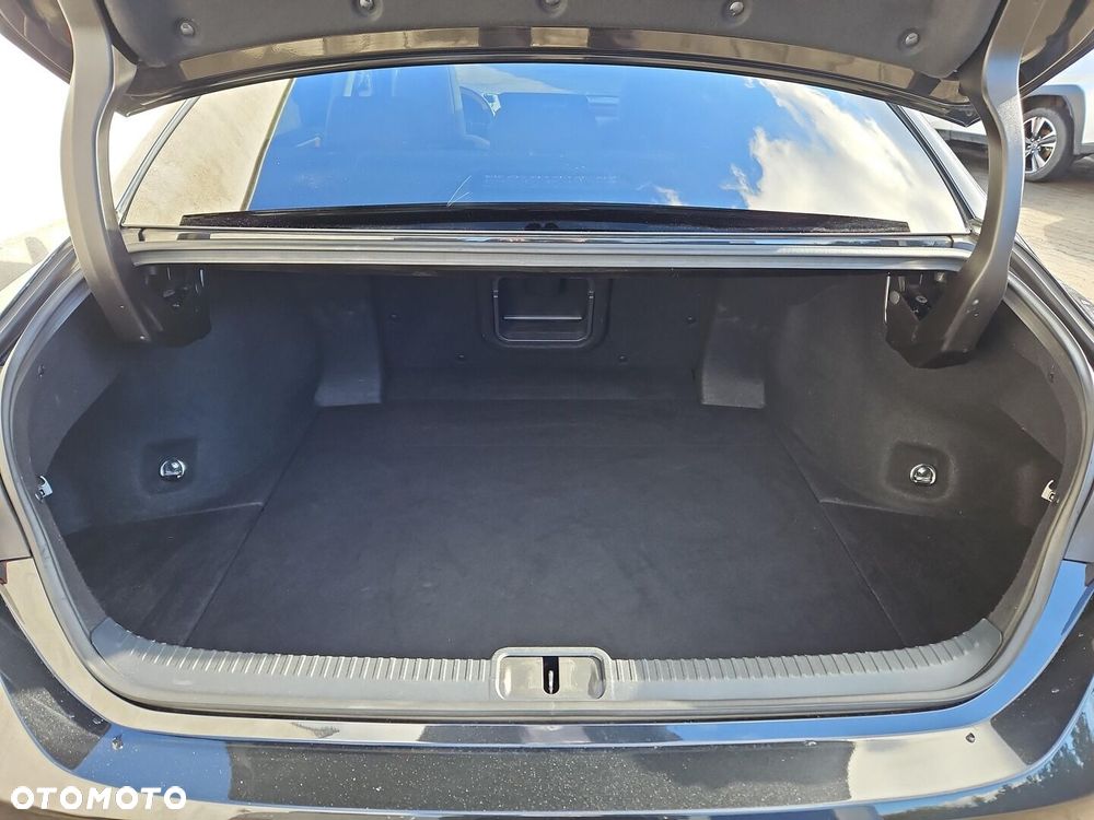 Lexus ES 300h Prestige - 25