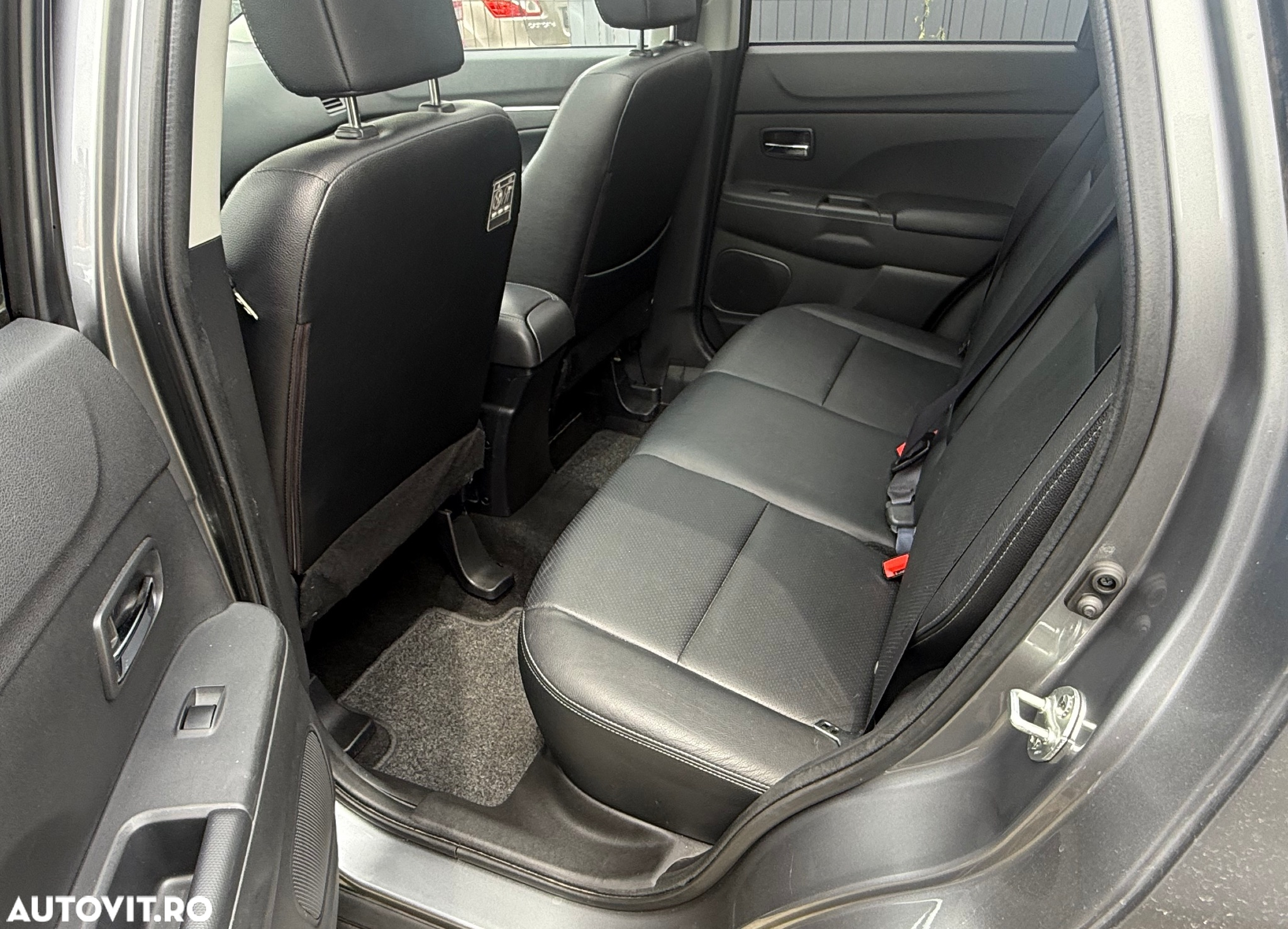 Mitsubishi ASX 1.6 2WD Instyle - 16