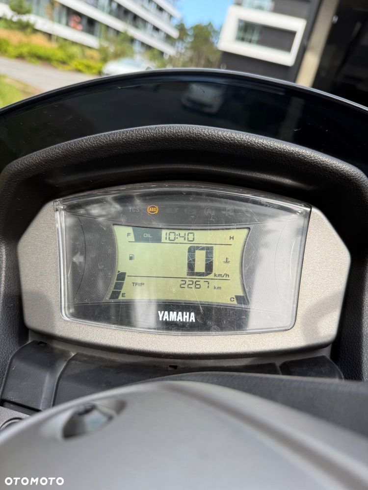 Yamaha NMAX - 9