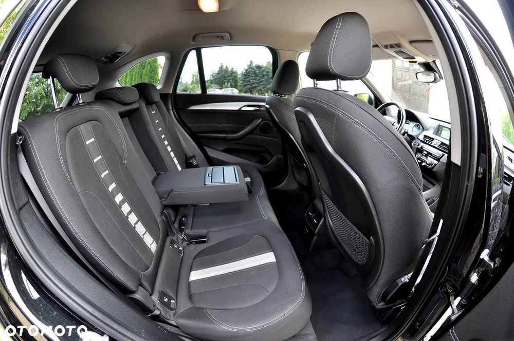 BMW X1 sDrive20d Sport Line - 18