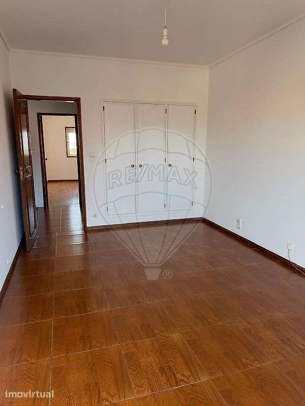 Apartamento T2 para arrendamento - Grande imagem: 5/10