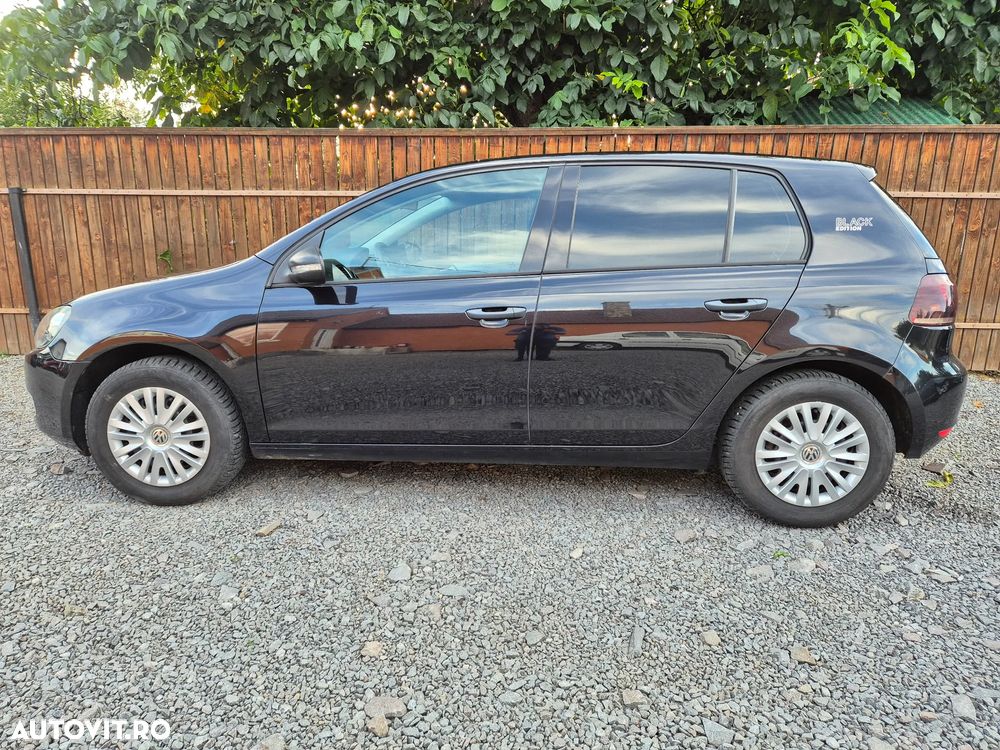 Volkswagen Golf - 11