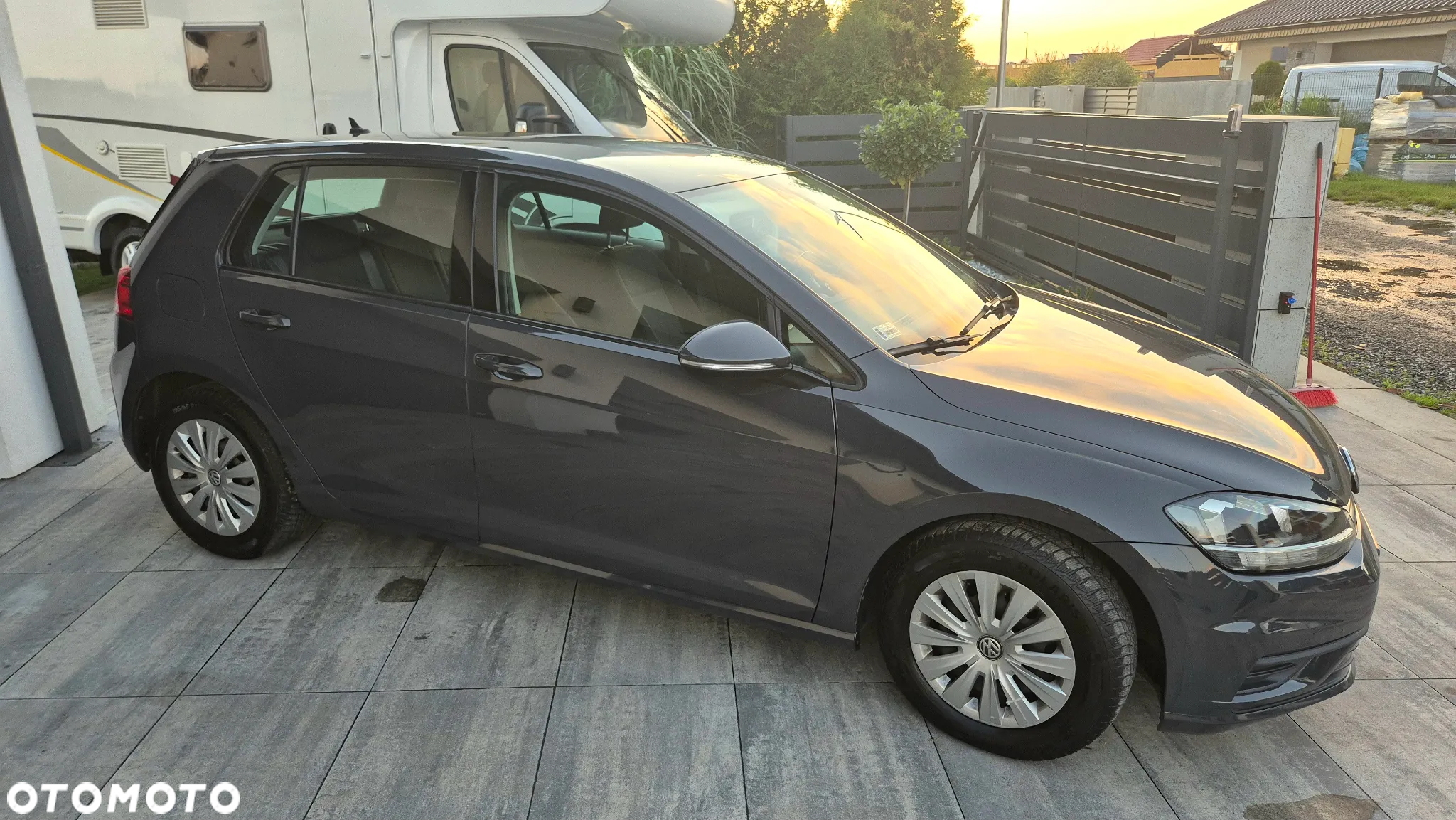 Volkswagen Golf VII 1.6 TDI BMT Trendline - 14