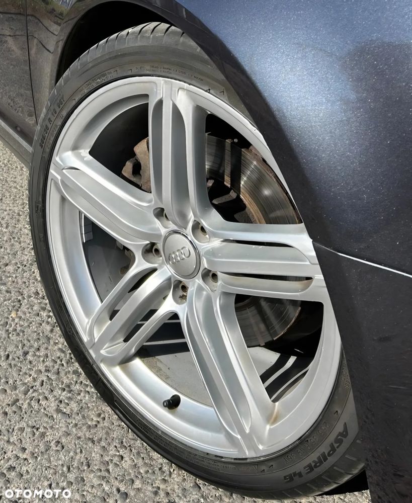 Audi A6 Avant - 11
