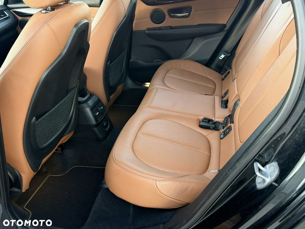 BMW Seria 2 218d Sport-Aut Luxury Line - 27