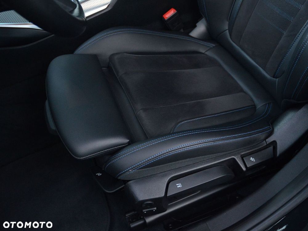 BMW Seria 3 320d xDrive mHEV M Sport sport - 23