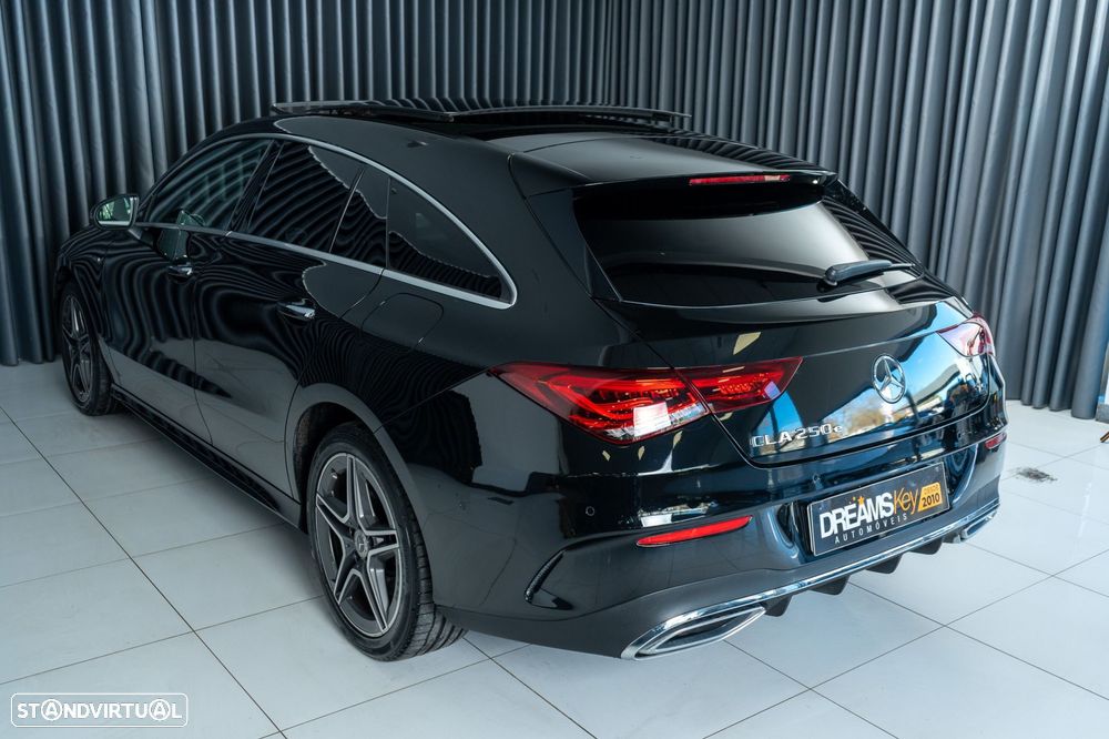Mercedes-Benz CLA 250 e Shooting Brake AMG Line - 31