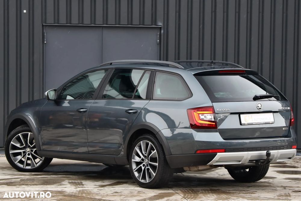 Skoda Octavia 2.0 TDI 4x4 DSG Scout - 4