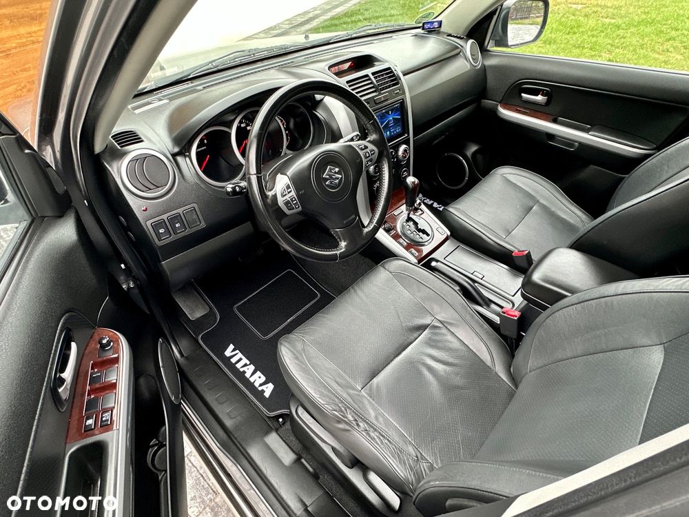 Suzuki Grand Vitara 2.0 De Luxe - 6