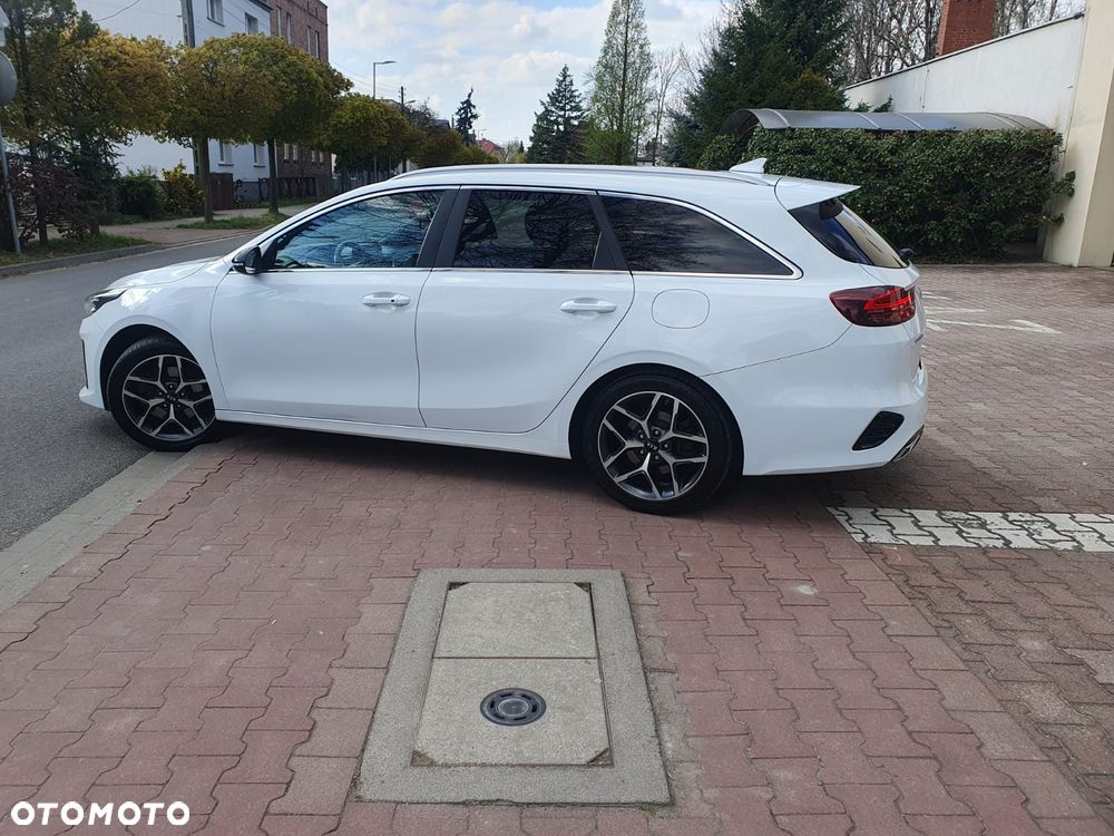 Kia Ceed 1.4 T-GDI OPF GT Line - 39