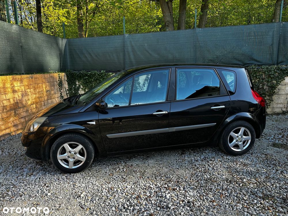 Renault Scenic 1.6 16V Avantage - 12