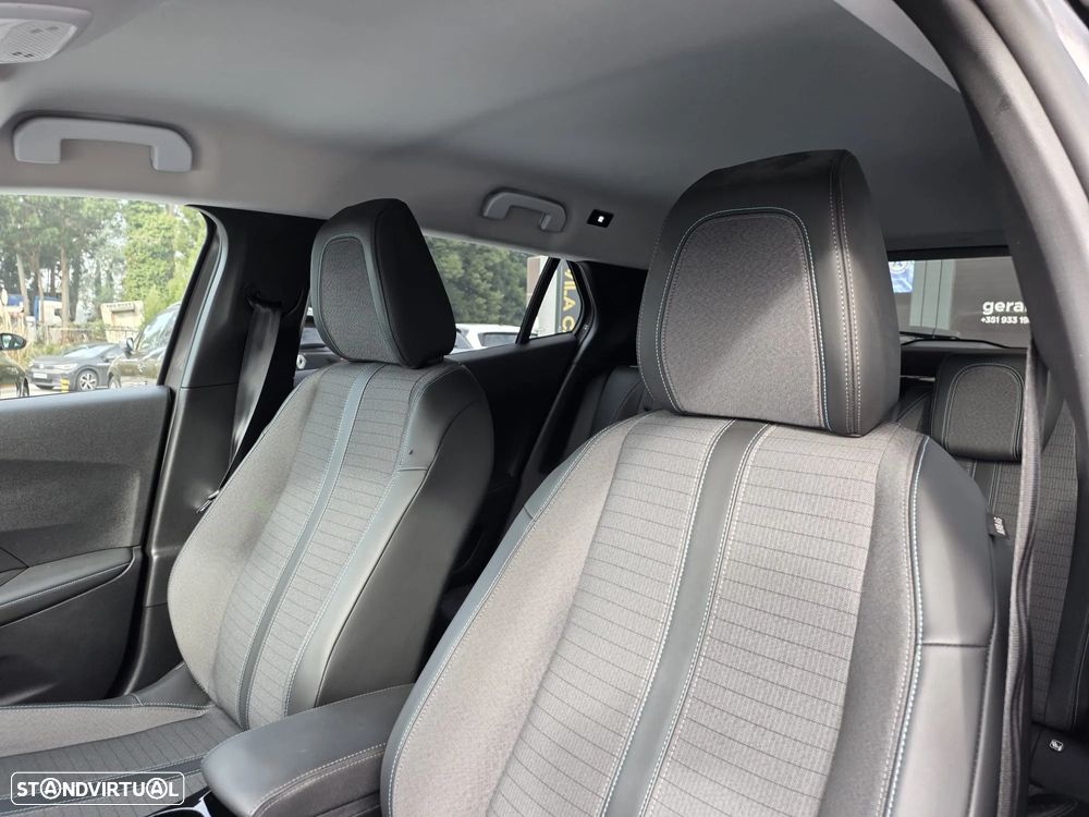 Peugeot 2008 PureTech 130 Allure Pack - 18