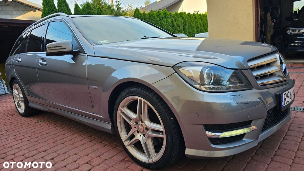 Mercedes-Benz Klasa C 350 T CDI DPF (BlueEFFICIENCY) 7G-TRONIC Avantgarde - 4