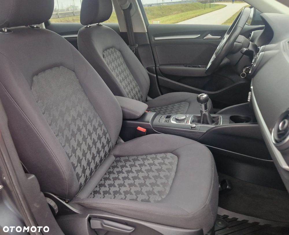 Audi A3 Sportback - 5