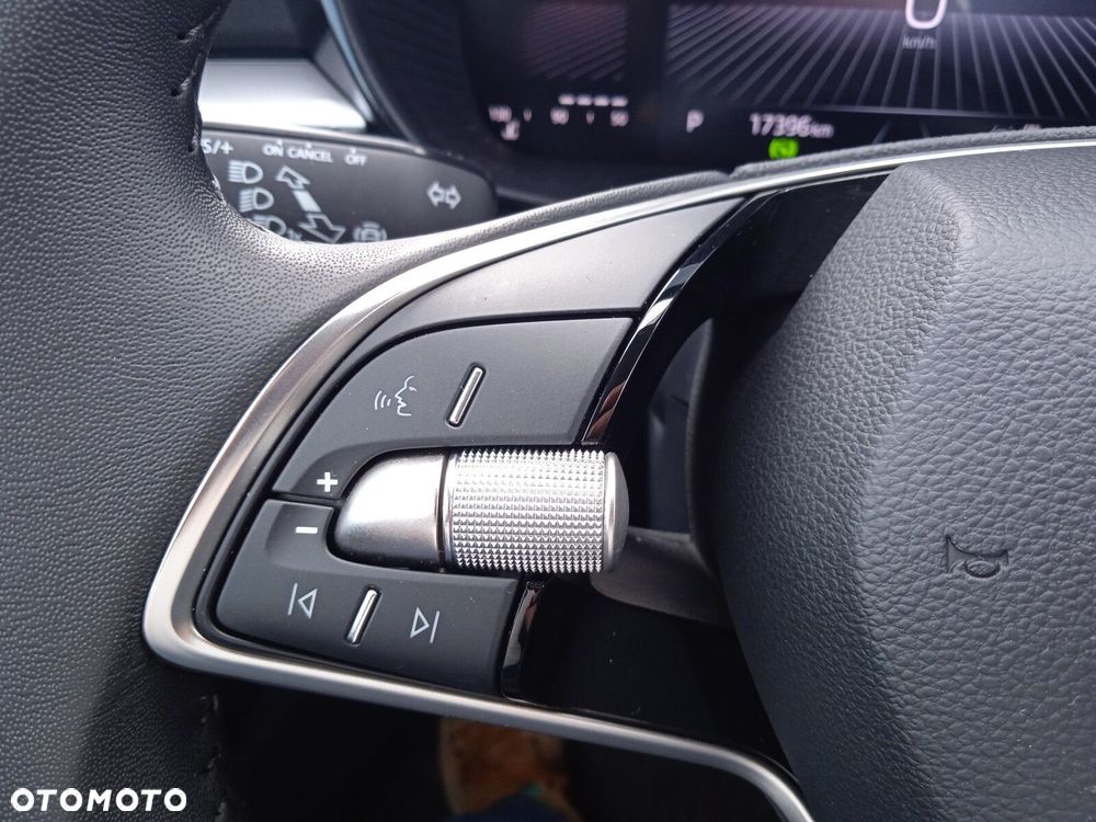 Skoda Fabia 1.0 TSI Selection DSG - 16