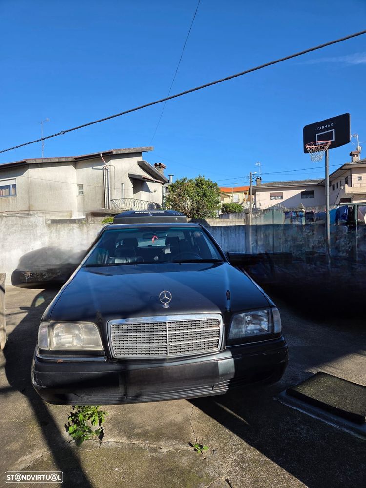 Mercedes-Benz C 200 - 2