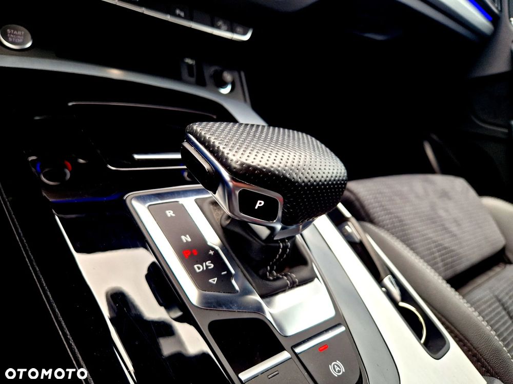 Audi Q5 50 TFSIe quattro S tronic S line - 27