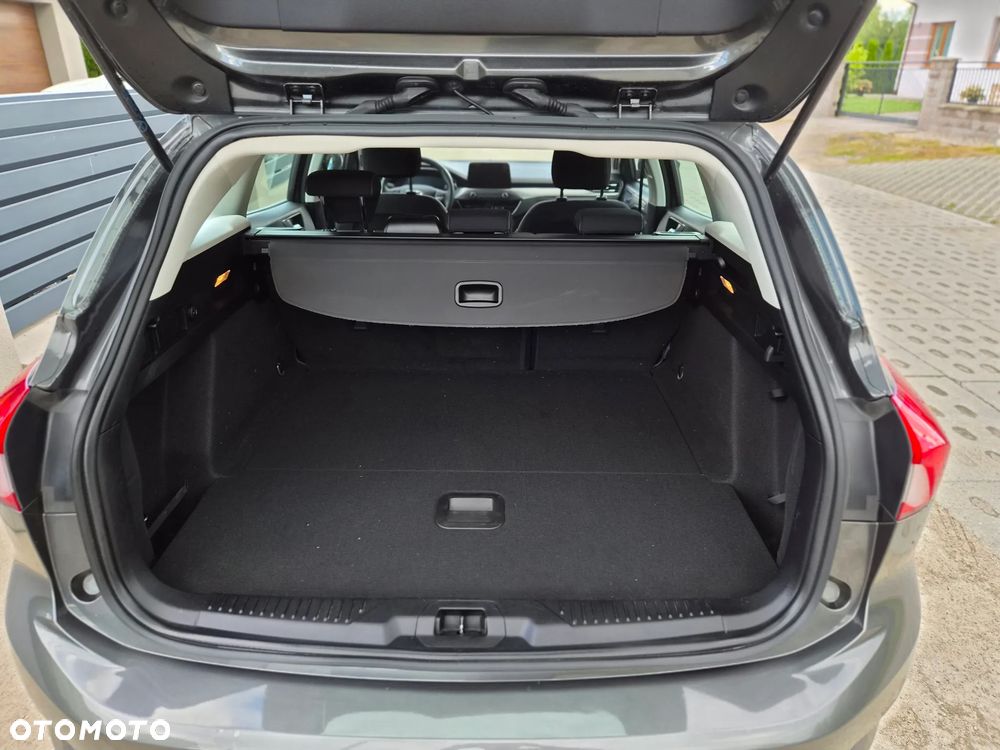 Ford Focus 1.5 EcoBlue STart-Stopp-System TITANIUM - 12