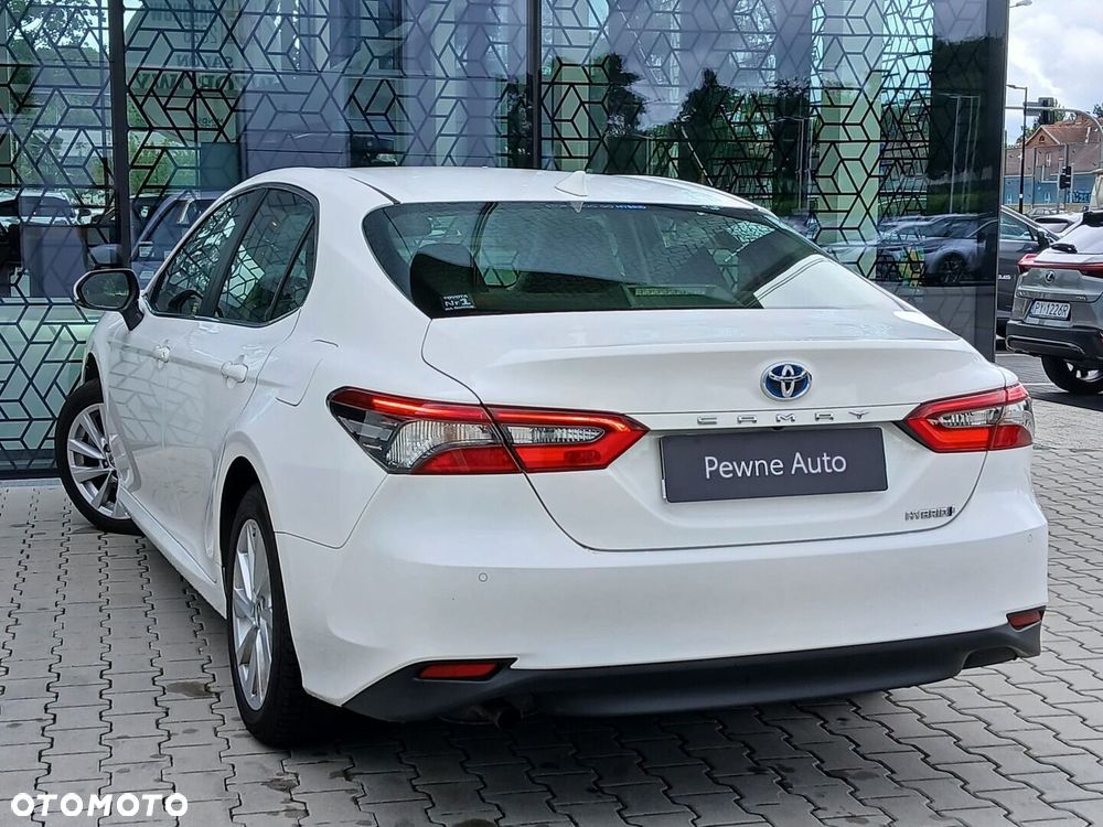 Toyota Camry 2.5 Hybrid Comfort CVT - 11