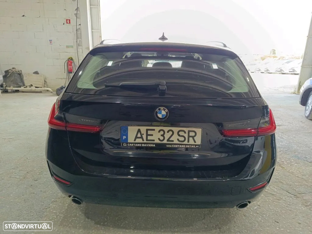 BMW 318 d Touring Essence - 6