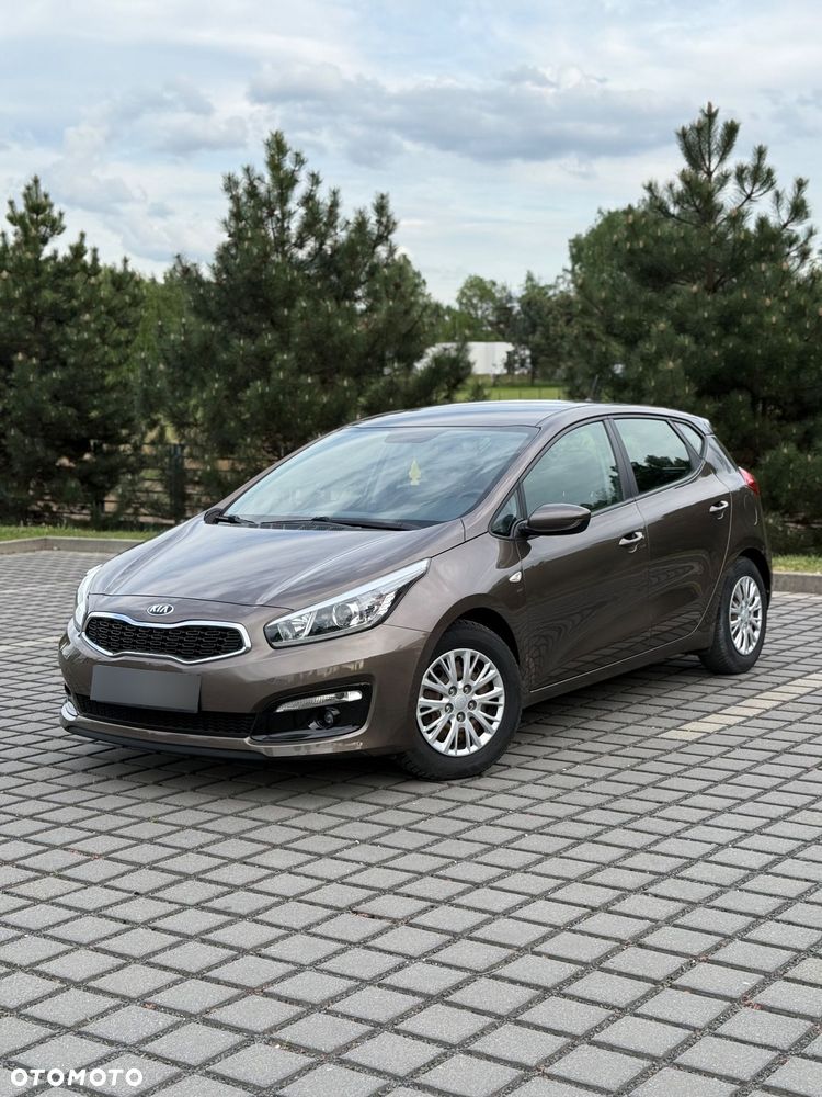 Kia Ceed 1.4 L Business Line - 1