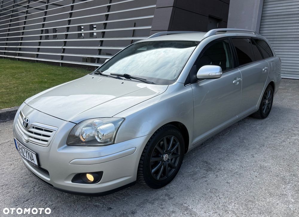 Toyota Avensis 1.8 VVT-i Combi - 2