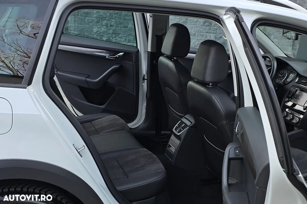 Skoda Octavia 2.0 TDI (Green tec) 4x4 DSG Scout - 11