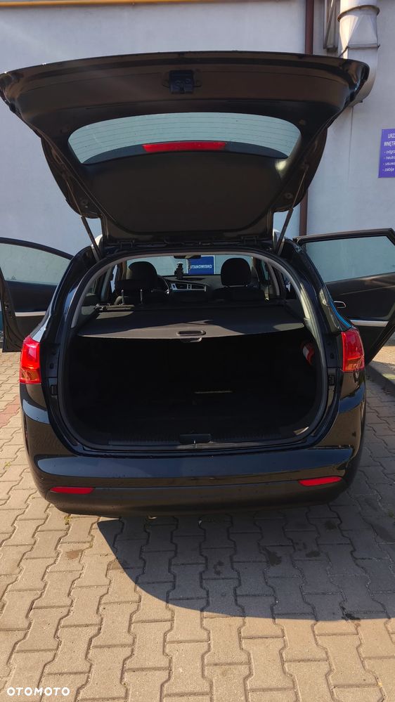 Kia Ceed 1.6 GDI Vision - 22