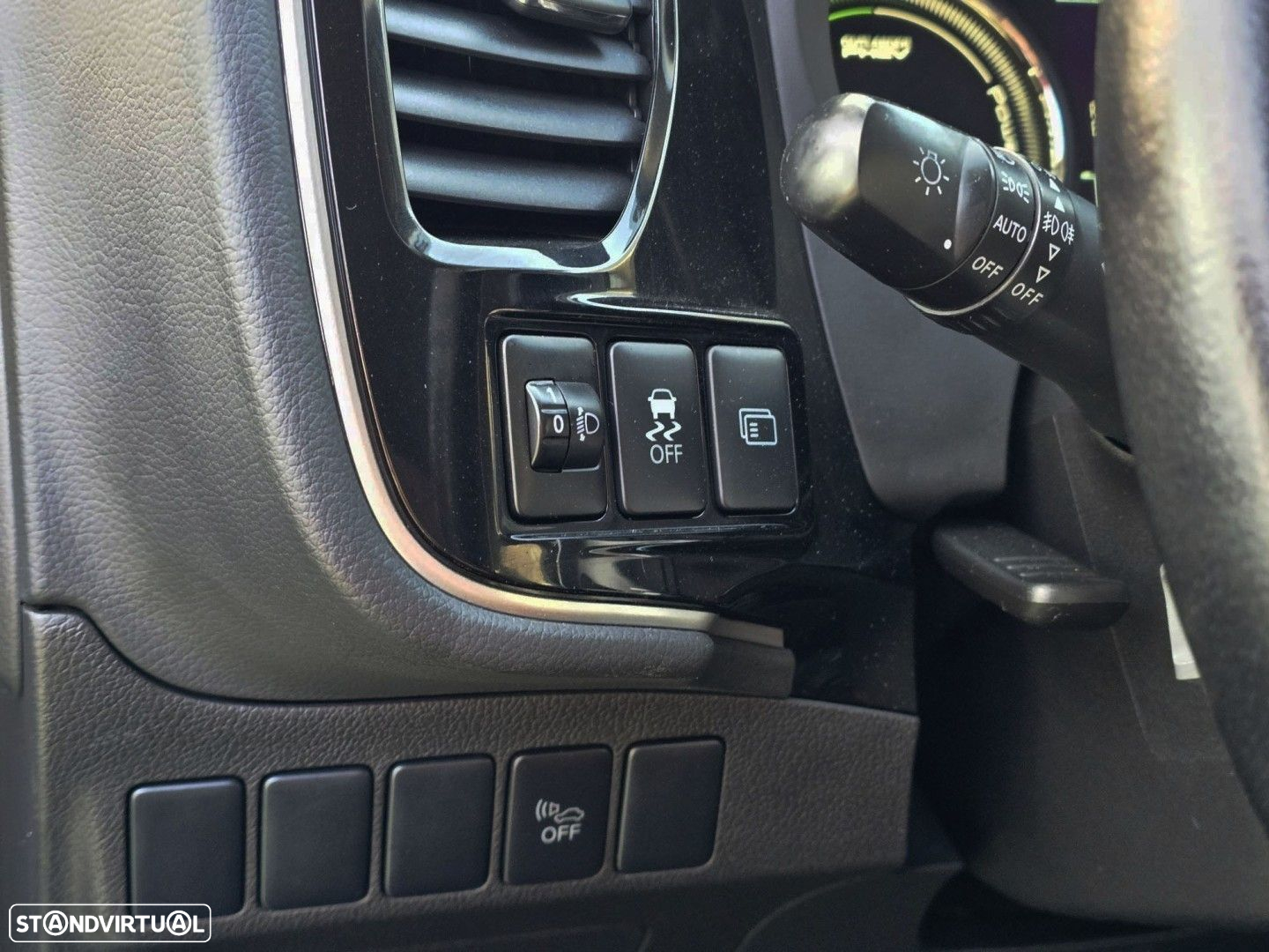 Mitsubishi Outlander 2.0 MIVEC Intense+ - 8