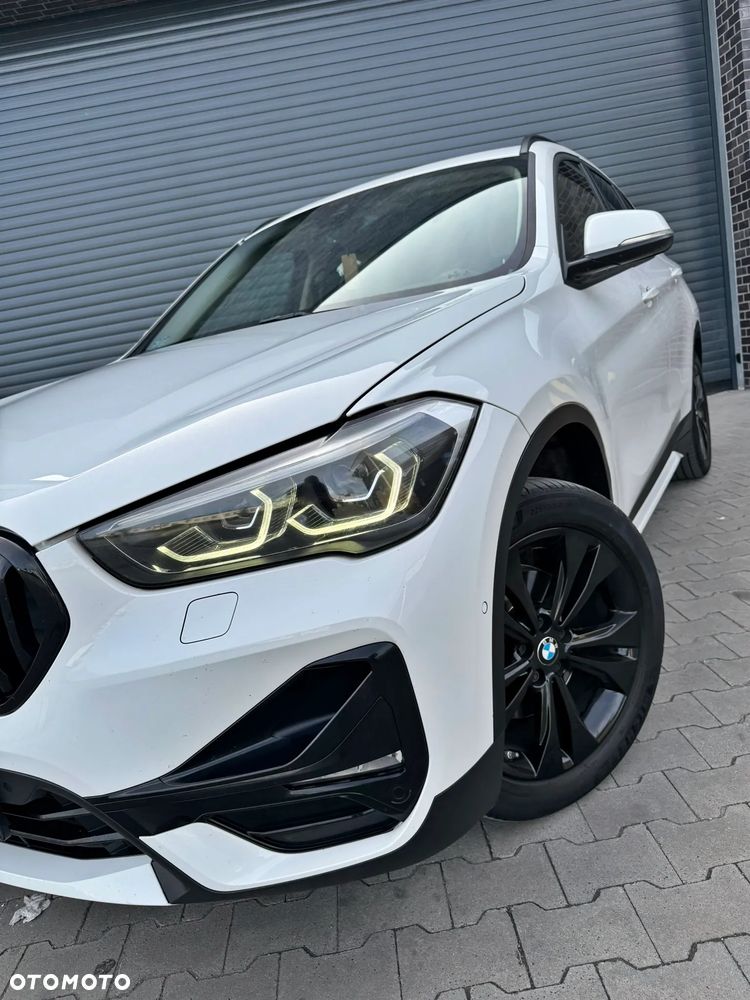 BMW X1 sDrive18i Sport Line - 12