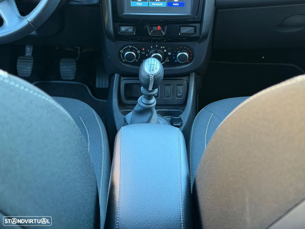 Dacia Duster 1.5 dCi SL Black Shadow - 16