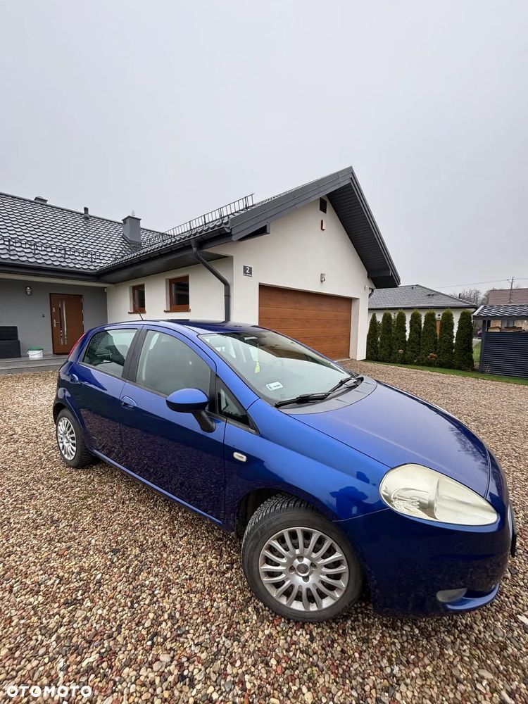 Fiat Grande Punto - 8